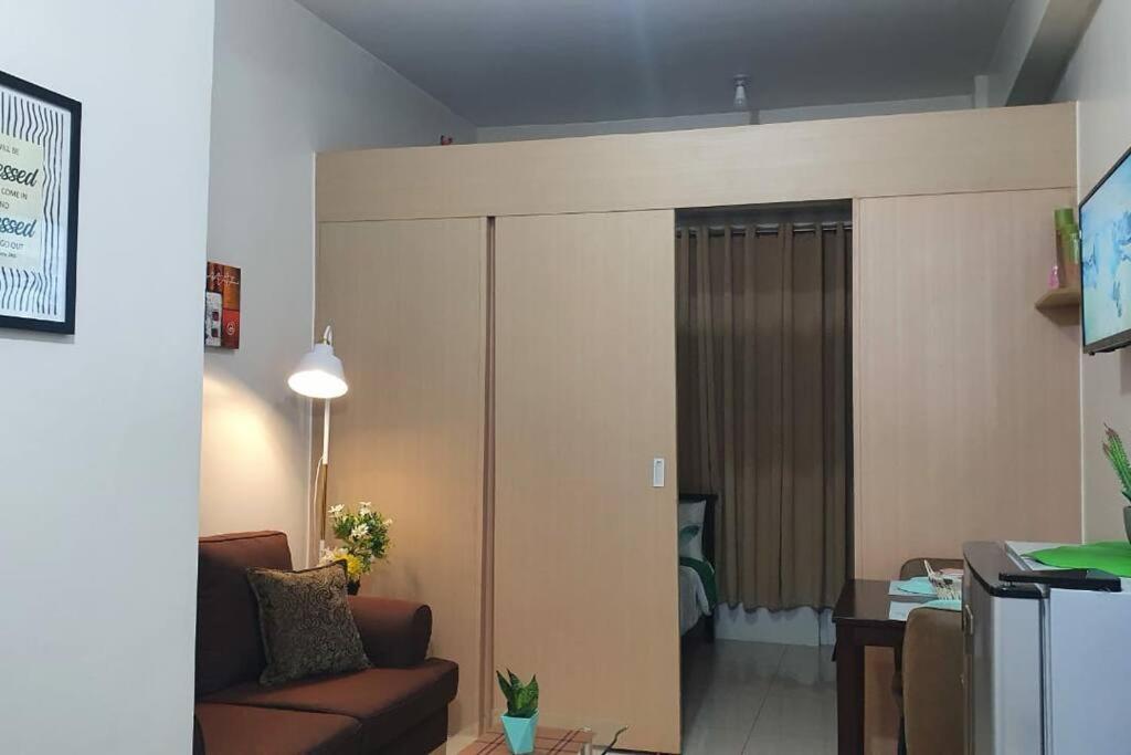 Cherolds Place Lovely 1 Bedroom Condo With Balcony Manila Luaran gambar