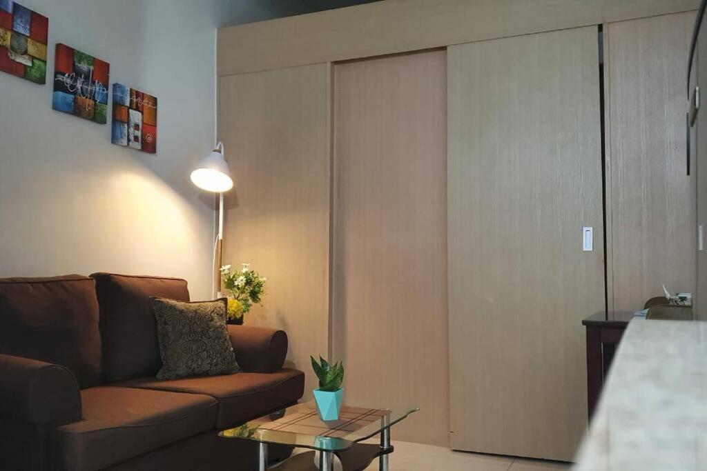 Cherolds Place Lovely 1 Bedroom Condo With Balcony Manila Luaran gambar