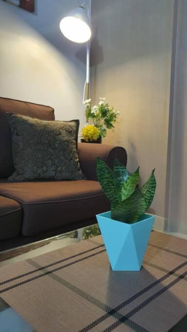 Cherolds Place Lovely 1 Bedroom Condo With Balcony Manila Luaran gambar